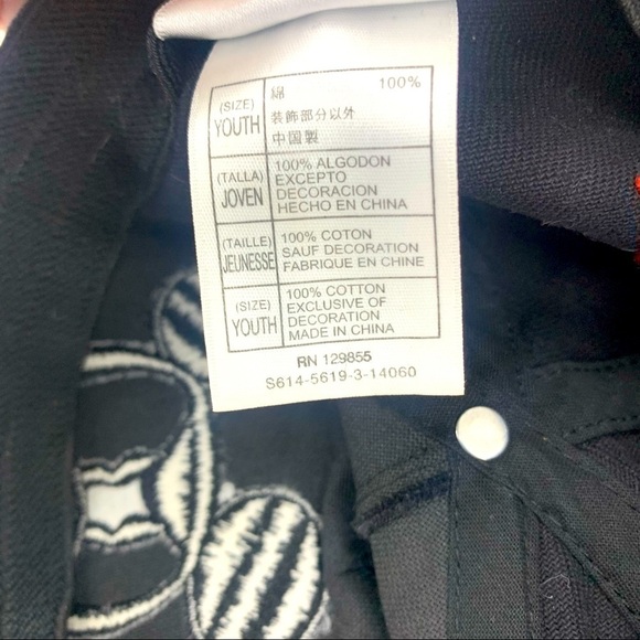 Disney Features Mickey Mouse Cap - Picture 5 of 6